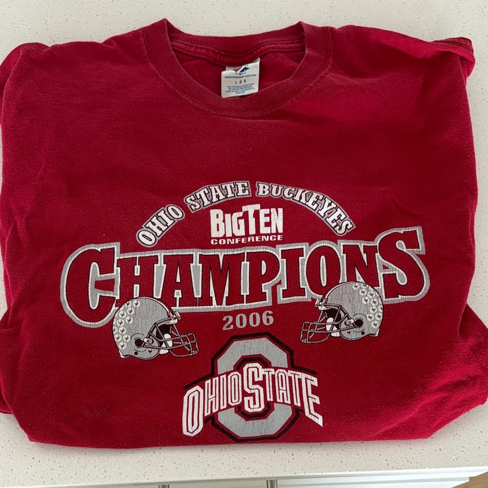 Vintage 2006 Graphic Jerzees Red Ohio State Big Ten Champions Tee